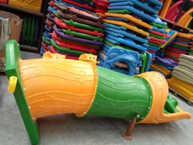 Saint Kitts And Nevis Playground company